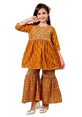 Yellow Printed Cotton Kurta Set For Girls