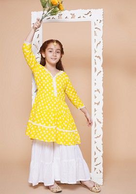 Yellow Printed Cotton Kurta Set For Girls