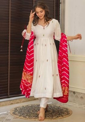 Off White Embroidered Chanderi Kurta Set