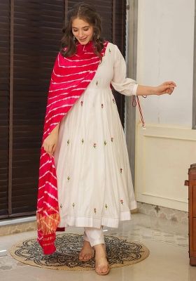 Off White Thread Chanderi Kurta Set